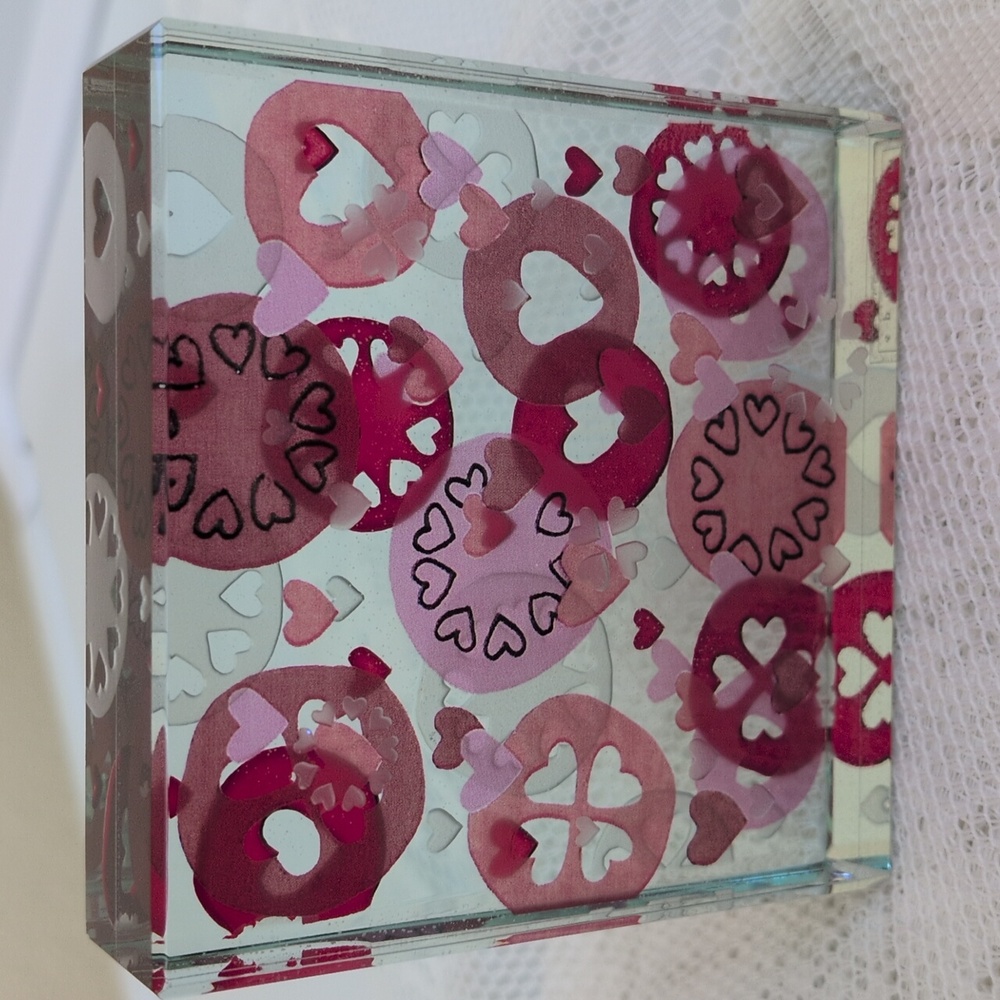 Spaceform London Romance Whimsical Hearts Etched Glass Paperweight